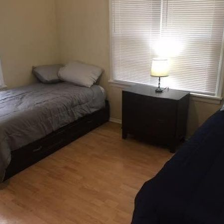 Comfortable 3 Bedroom Close To Base Sleeps 6 لوتون المظهر الخارجي الصورة
